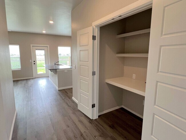 Building Photo - New Townhome Community at the Villas of Pe...