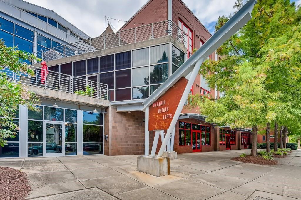 Foto principal - 572 Edgewood Ave NE