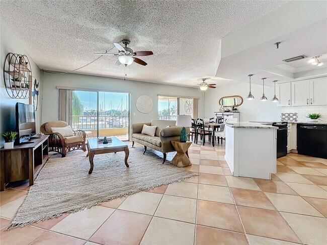 Foto del edificio - 1750 Harbor Pl