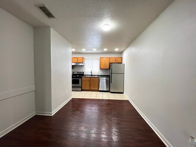Building Photo - 507 NW 39th Rd