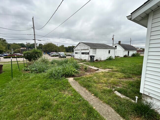 Foto del edificio - 908 Garfield Ave