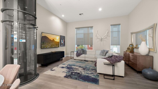 Foto del edificio - 16510 N 92nd St