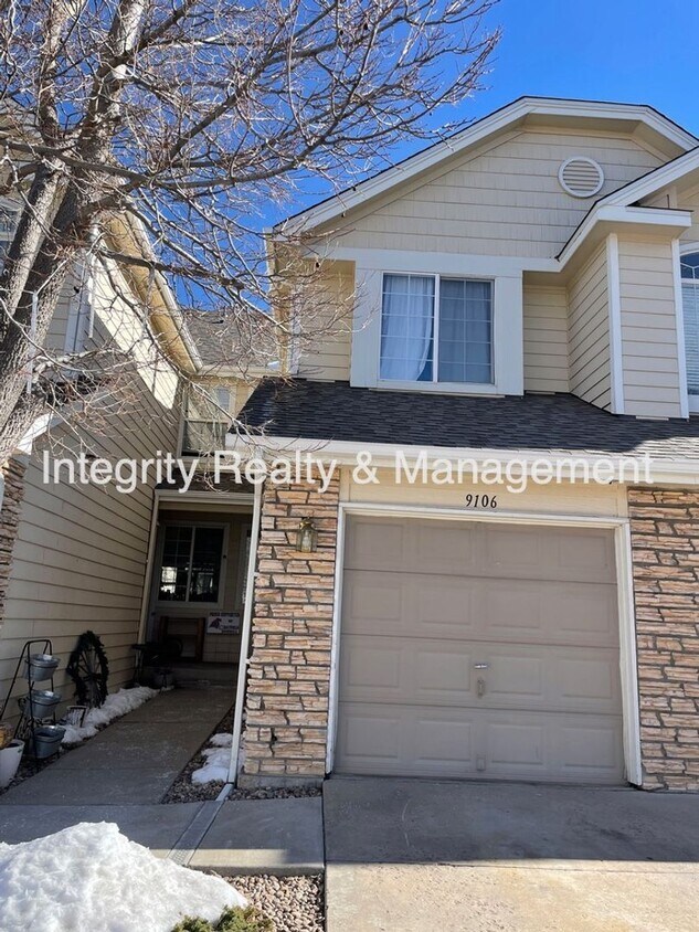 Photo - 2 Bed/2.5 Bath Townhome, 1262 sq ft, 9106 W Phillips Ave