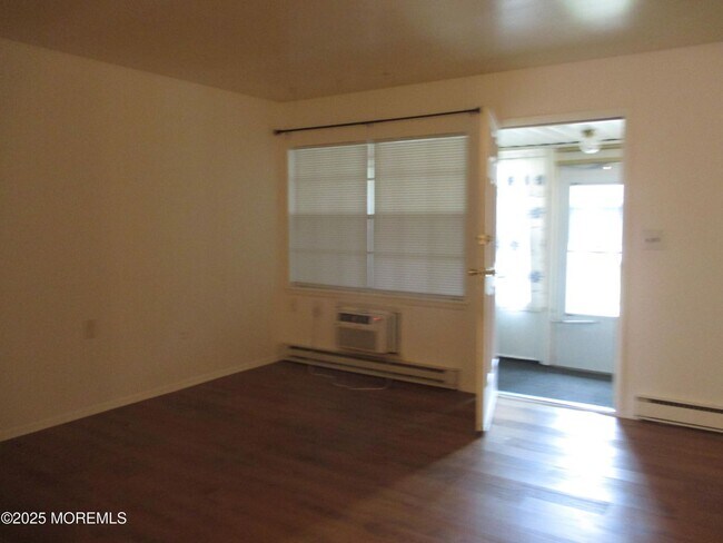 Foto del edificio - 161C Gramercy Ct