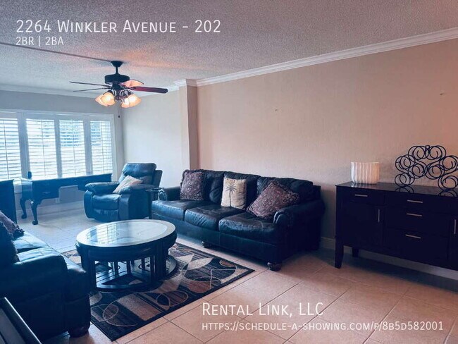 Foto del edificio - 2264 Winkler Ave