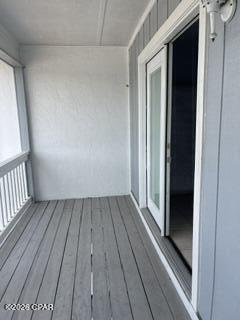 Foto del edificio - 207 E 3rd St