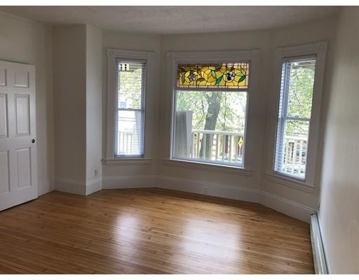 Primary Photo - 258 Highland Ave