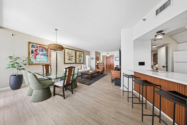 Foto del edificio - 20281 E Country Club Dr