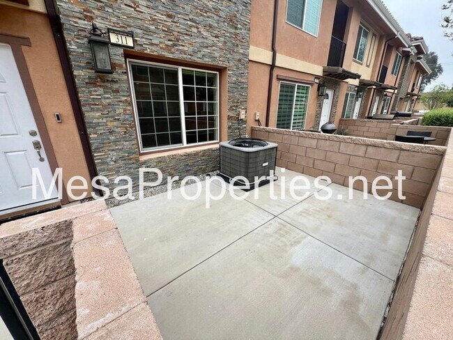 Building Photo - 16408 Valencia Ave.