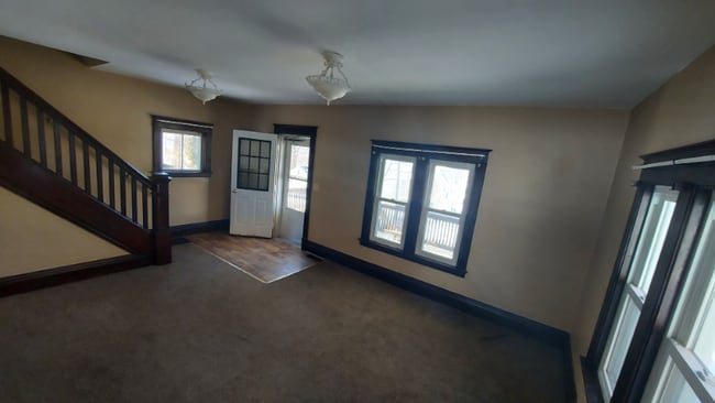 Building Photo - 327 Hasson Ave
