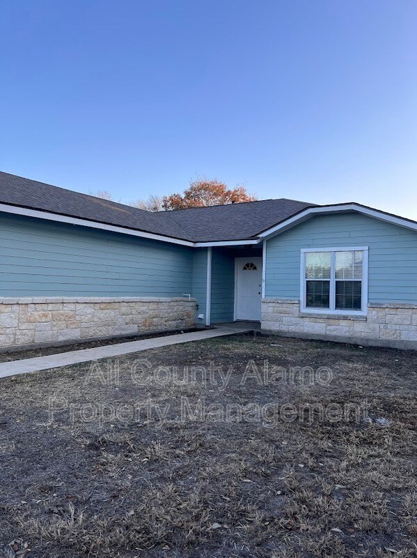 Foto del edificio - 8133 Morning Grove