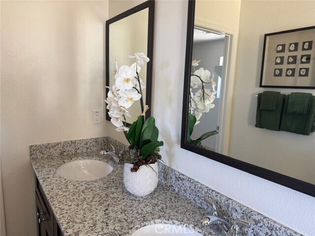 Foto del edificio - 36858 Cascina Ln