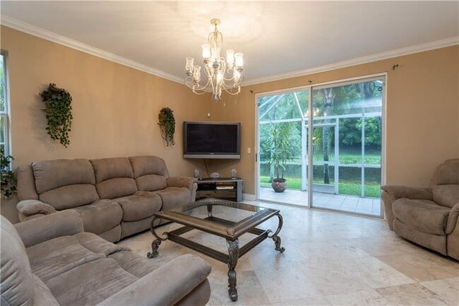 Building Photo - 1402 Veracruz Ln