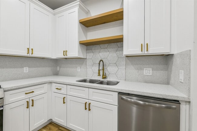 Foto del edificio - 7486 Stanwick Dr