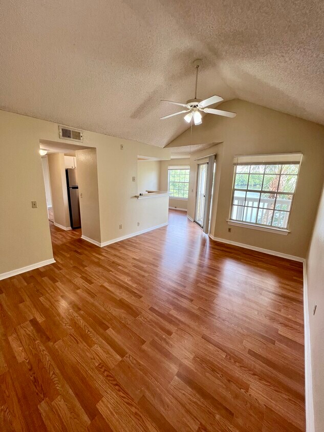 1037 S Hiawassee Rd Unit 2834, Orlando, FL 32835 Condo for Rent in