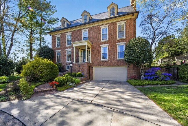 Foto del edificio - 5115 Cape Cod Ct
