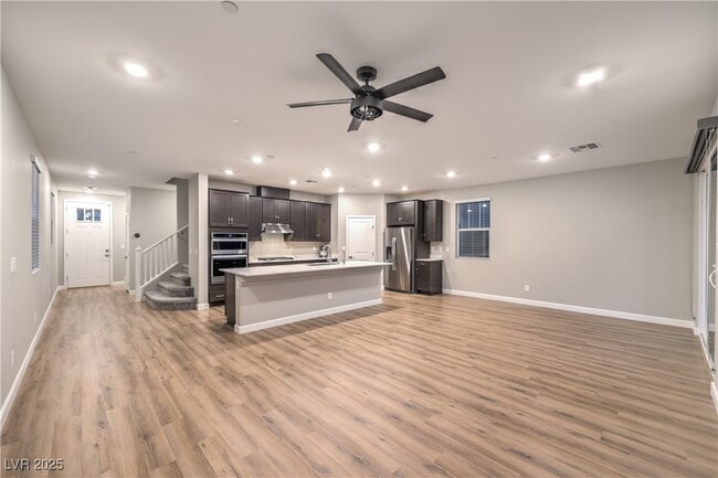 Building Photo - 2457 Padulle Pl