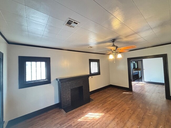 Building Photo - Rental in SW Ardmore $1250/month