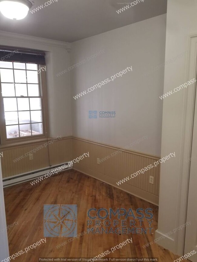 Foto del edificio - $995 - 1 Bedroom Apartment PLUS OFFICE are...