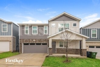 Building Photo - 623 Sophia Wy