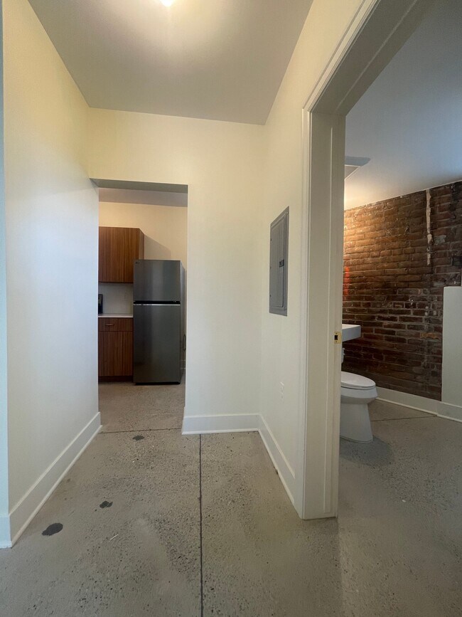 Foto del edificio - 6465 Sterling St