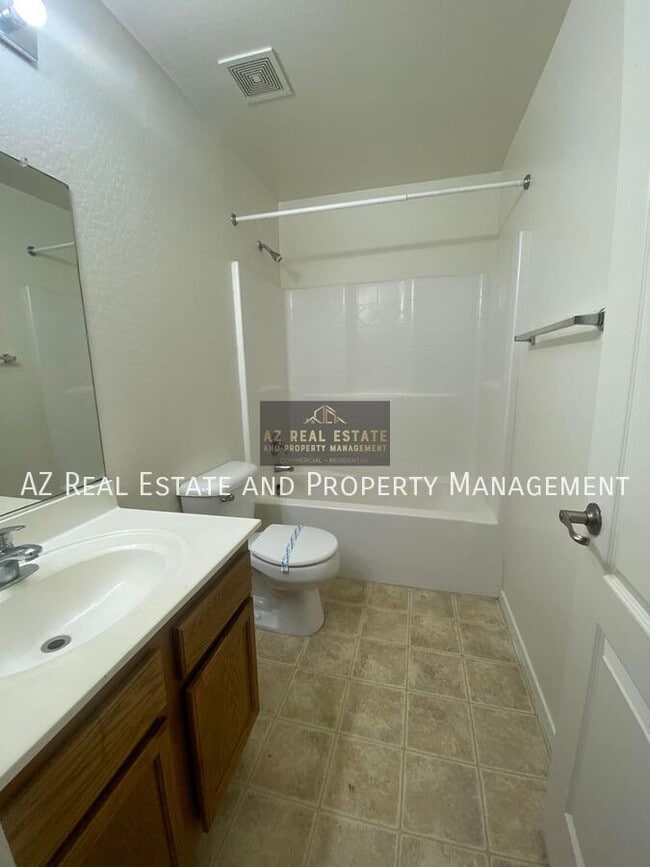 Building Photo - 4850 N 113th Dr