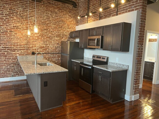 Building Photo - 91 S Third St