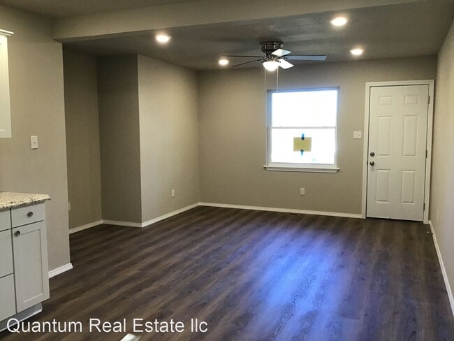 Building Photo - 2 br, 1 bath House - 506 Hemlock