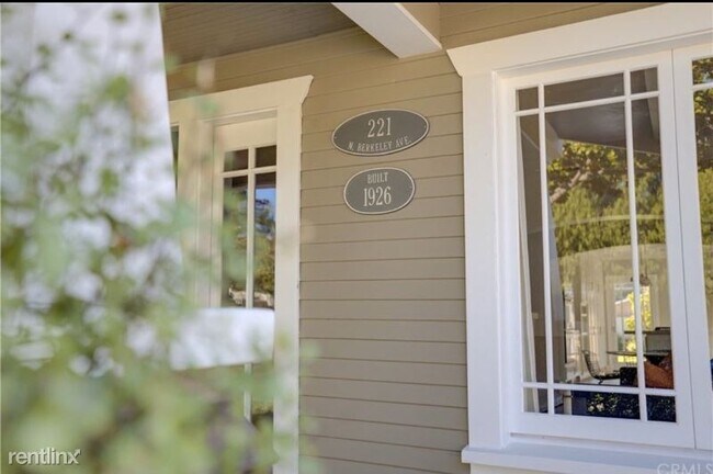 Foto del edificio - 3 br, 2 bath House - 221 N Berkeley Ave