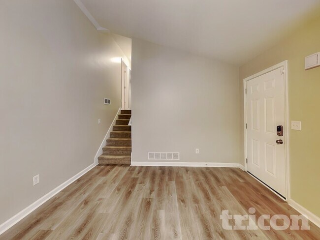 Foto del edificio - 210 Kennedy Dr