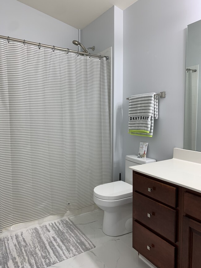 Master Bath - 12348 Copper Mountain Blvd