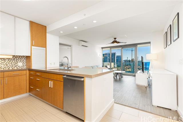 Building Photo - 600 Ala Moana Blvd