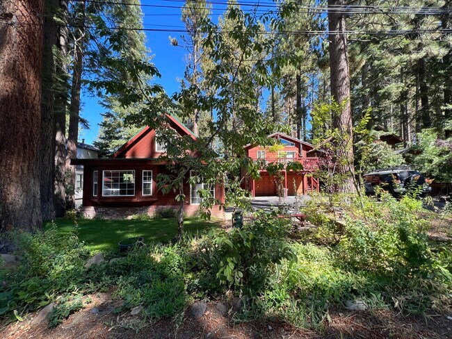 Foto del edificio - 2525 Hillcrest Ave