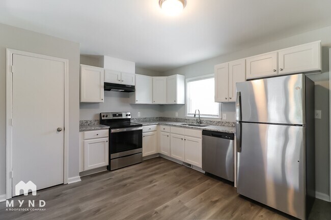 Foto del edificio - 7132 Cornwallis Rd