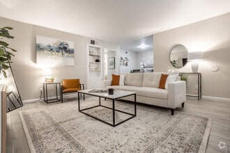 Interior Photo - 600 Nottingham