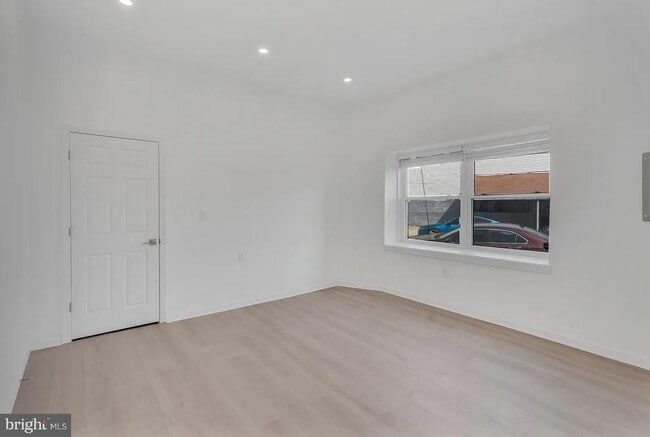 Foto del edificio - 2401 S Alder St