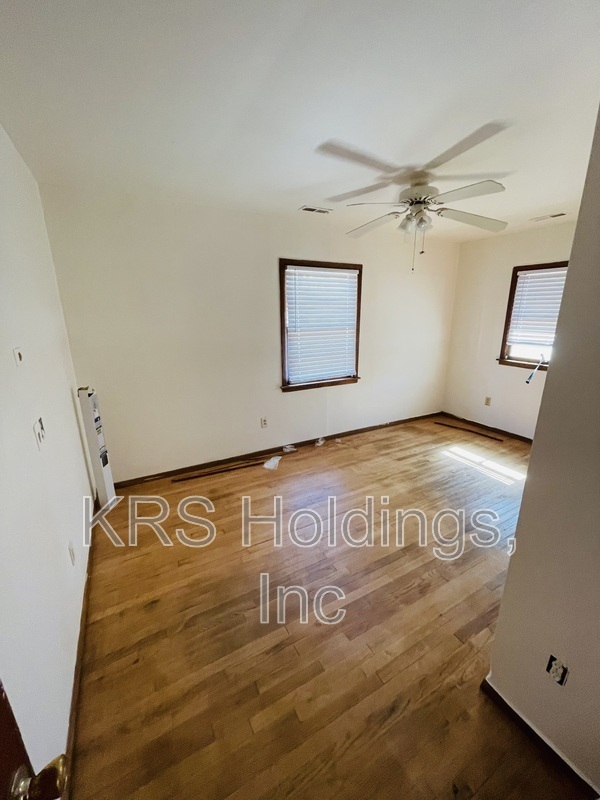 Building Photo - 1740 Bickerstaff Rd