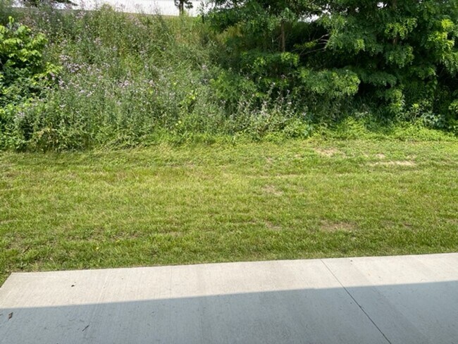 Foto del edificio - ONTARIO SCHOOLS - 2BR 1BA HALF DUPLEX!