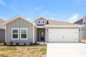 Building Photo - 1308 Tilton Dr