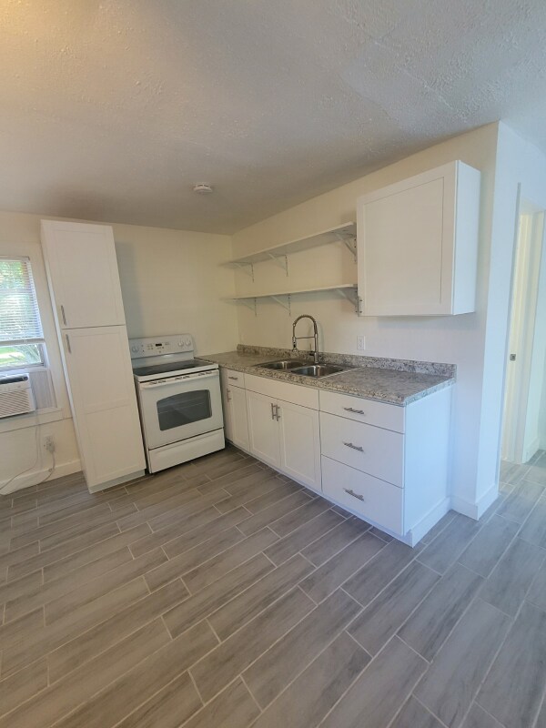Building Photo - 4826 US-441