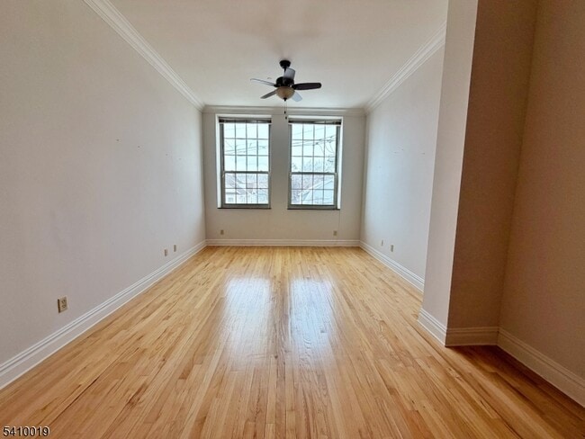 Building Photo - 33 Forest Ave