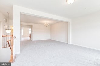 Building Photo - 365 Chessington Dr