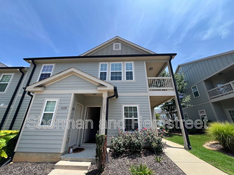Foto principal - 1007 Joiner Cir