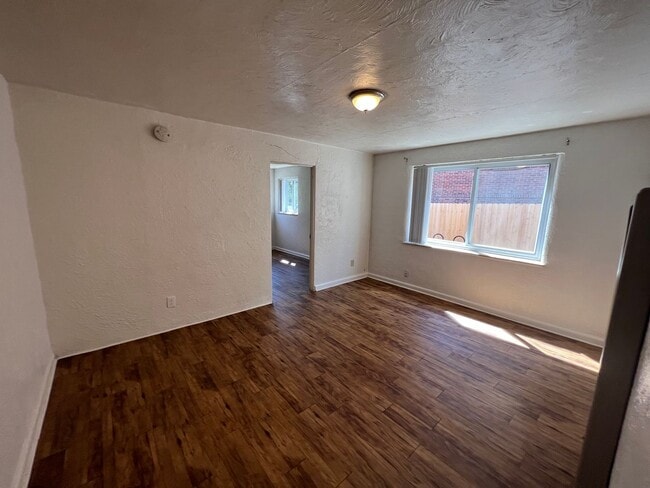 Photo - 955 16th St. Apartments