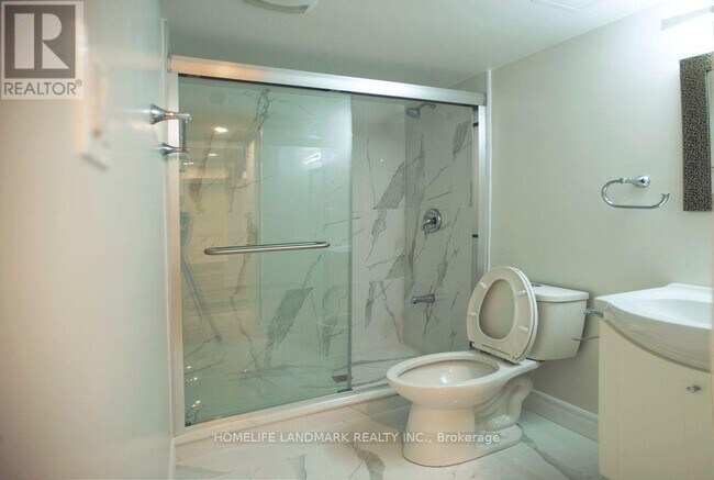 Photo du bâtiment - 5 Southvale Dr