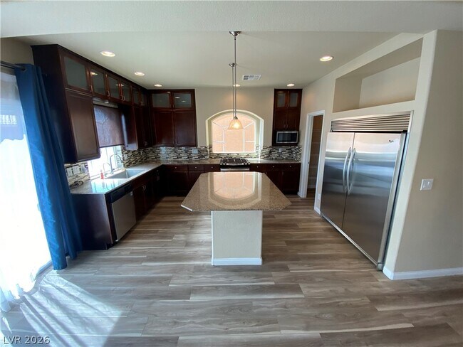 Foto del edificio - 8252 S Sorrel St