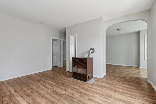 Foto del edificio - 344 Jencks St