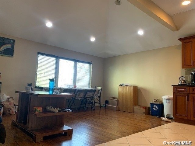 Foto del edificio - 77-36 168th St