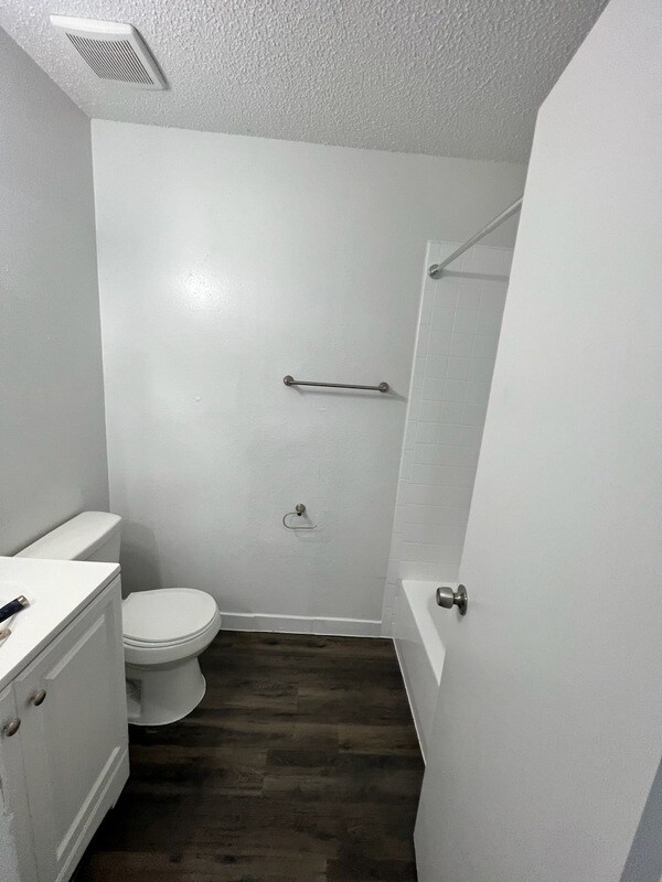 8502 Channelview Cir, Tampa, FL 33614 Condo for Rent in Tampa, FL