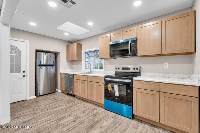 Foto del edificio - 150 Farm St